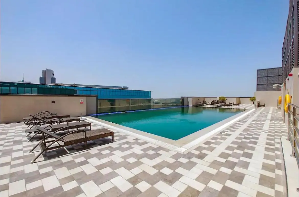 Luxurious 2 Bedroom Dt Apartment Dubai 0*,